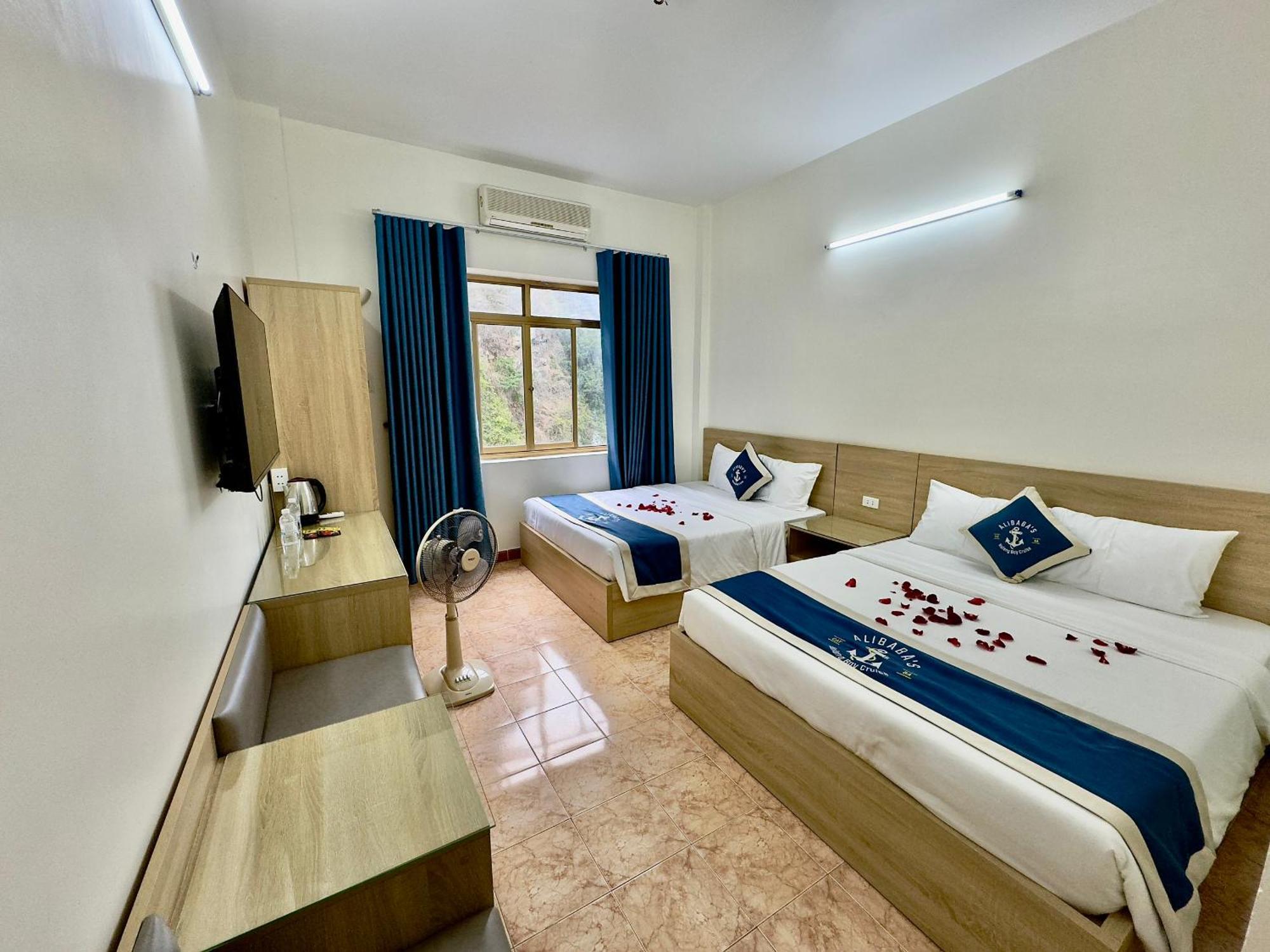 Cat Ba Plaza Hotel Dong Khe Sau Exteriör bild