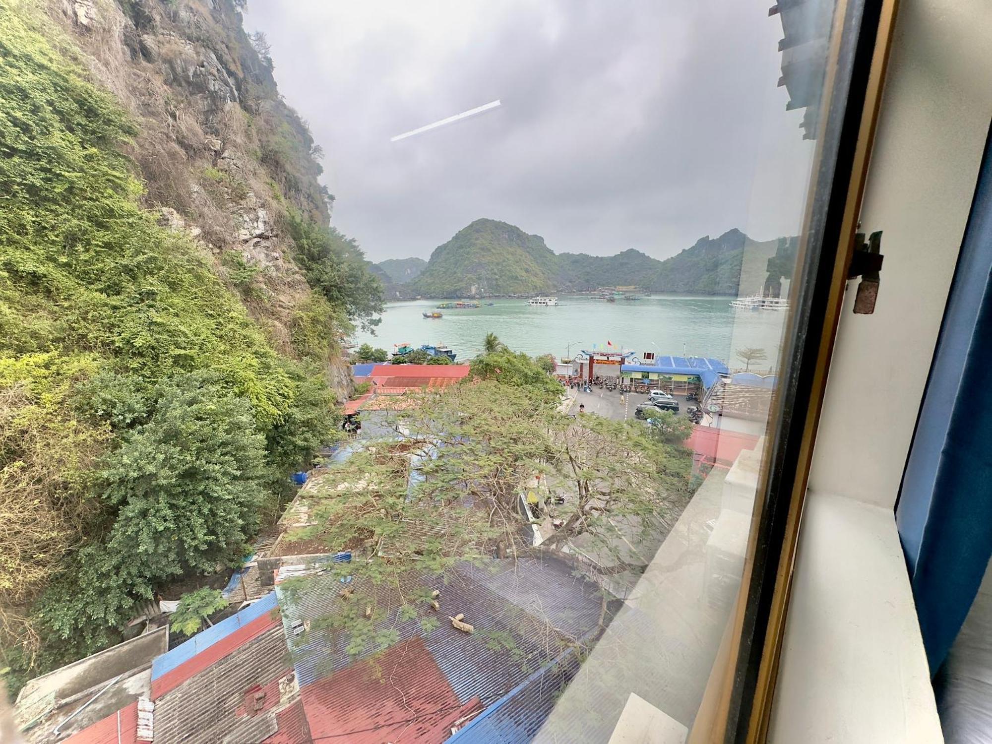 Cat Ba Plaza Hotel Dong Khe Sau Exteriör bild
