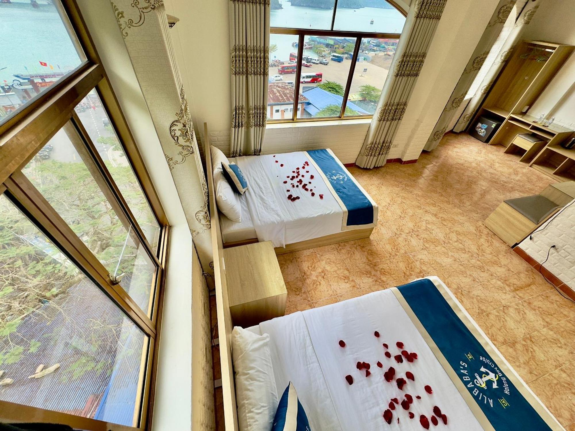 Cat Ba Plaza Hotel Dong Khe Sau Exteriör bild