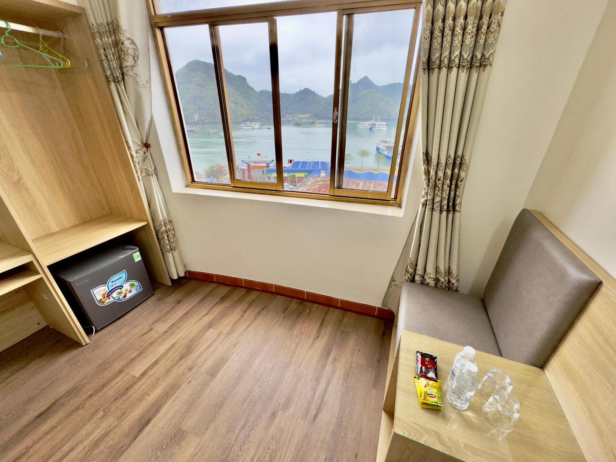 Cat Ba Plaza Hotel Dong Khe Sau Exteriör bild