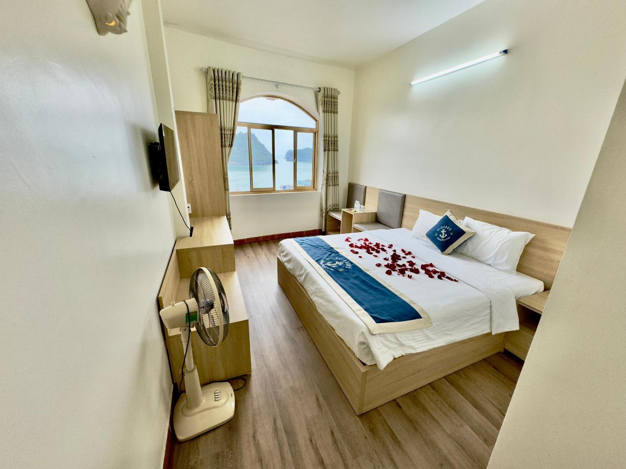 Cat Ba Plaza Hotel Dong Khe Sau Exteriör bild