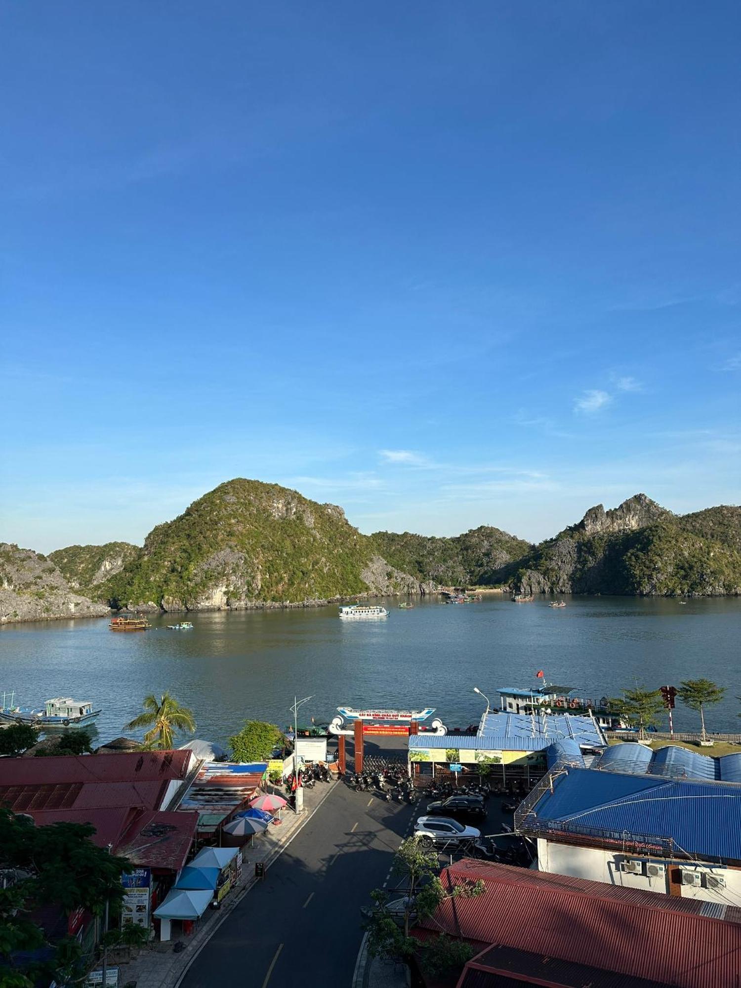 Cat Ba Plaza Hotel Dong Khe Sau Exteriör bild